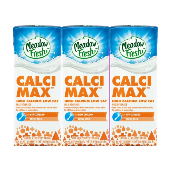 Thùng 24 hộp sữa Meadow Fresh Calci Max 200ml